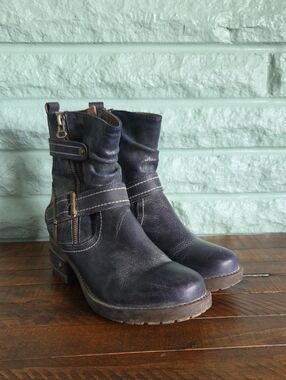 Spring Step Lartise Frankie Blue And Gold Leather Bootie Size 7